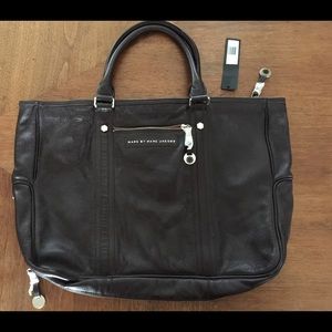 MARC JACOBS oversized bag.Brown leatherPink lining